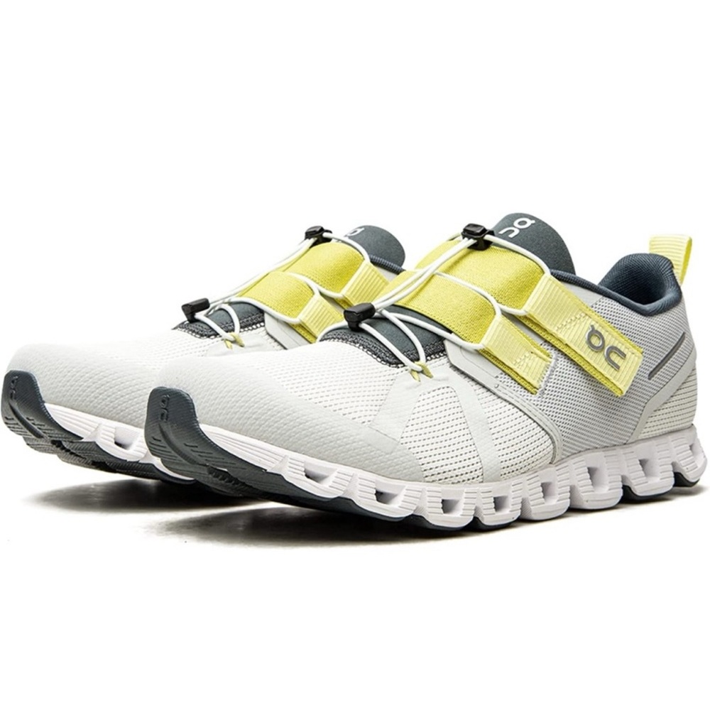 *ON Cloud Nexus Glacier Running Men’s Sneakers  
Size 10.5